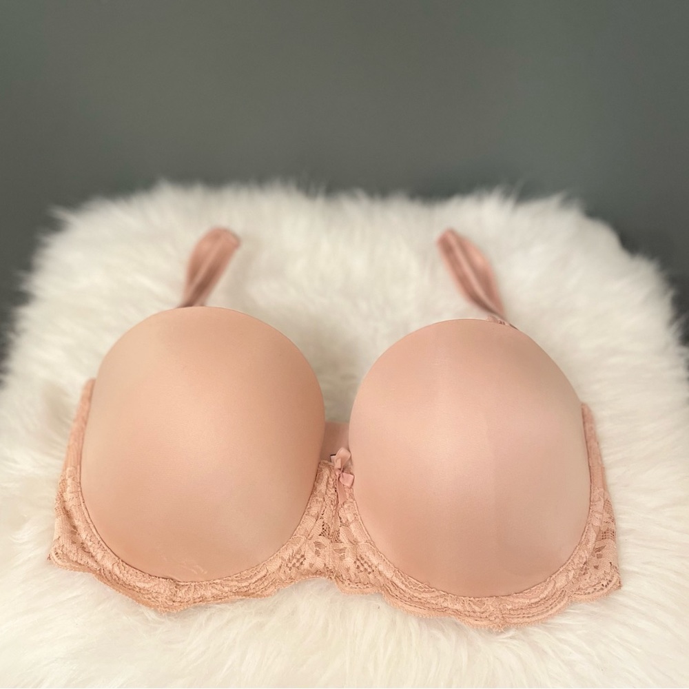 Victoria’s Secret Bra: 32 DDD